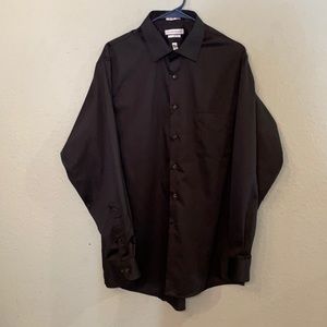 🛍 Van Heusen Dress Shirt